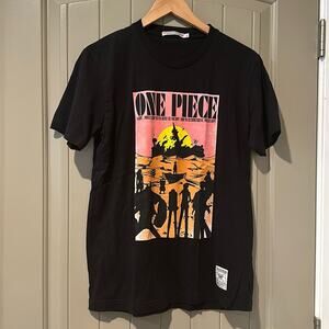 Uniqlo x One Piece Tshirt Sz L